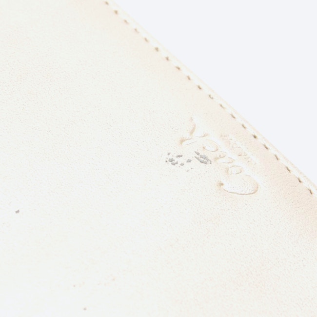 Image 4 of Wallet Cream in color White | Vite EnVogue