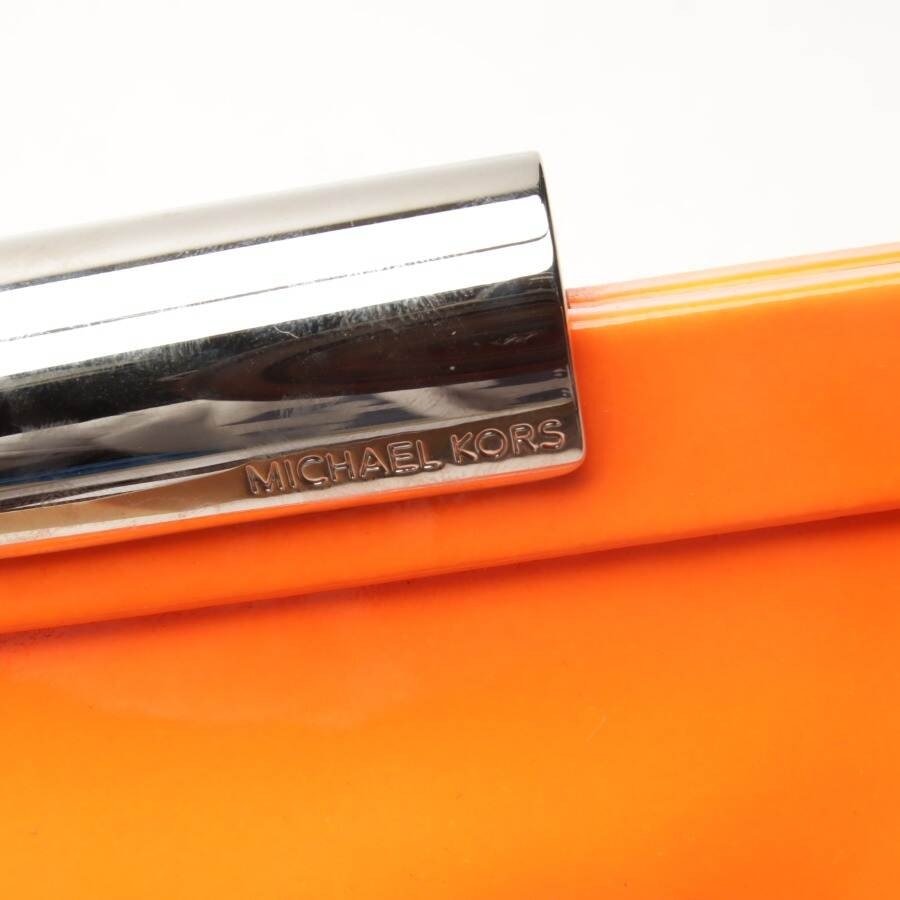 Image 4 of Clutch Neon Orange in color Neon | Vite EnVogue