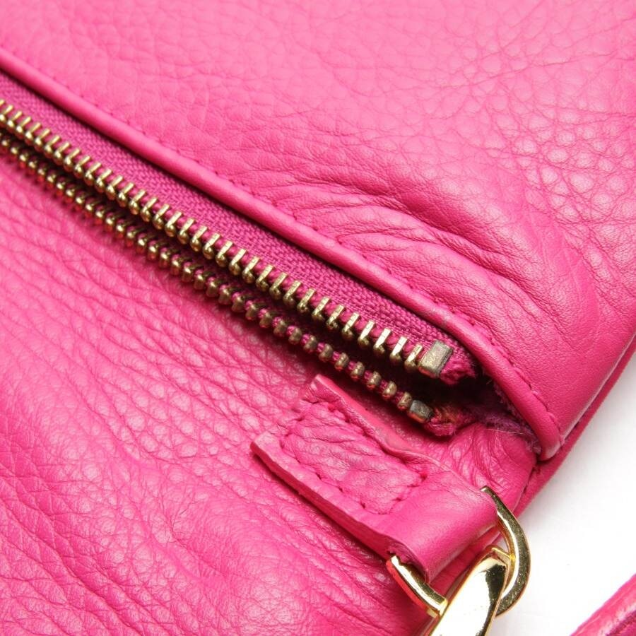 Image 6 of Crossbody Bag Pink in color Pink | Vite EnVogue