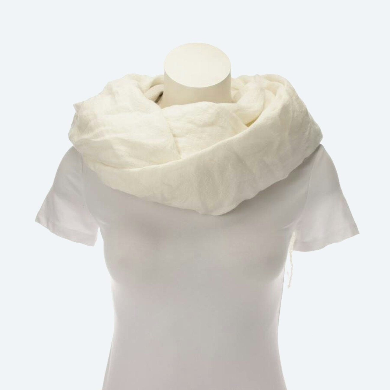Image 1 of Linen Shawl White in color White | Vite EnVogue