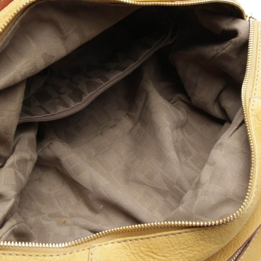 Image 3 of Handbag Yellow in color Yellow | Vite EnVogue