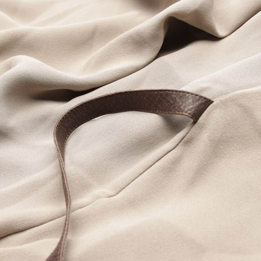 Image 3 of Silk Dress S Beige in color White | Vite EnVogue