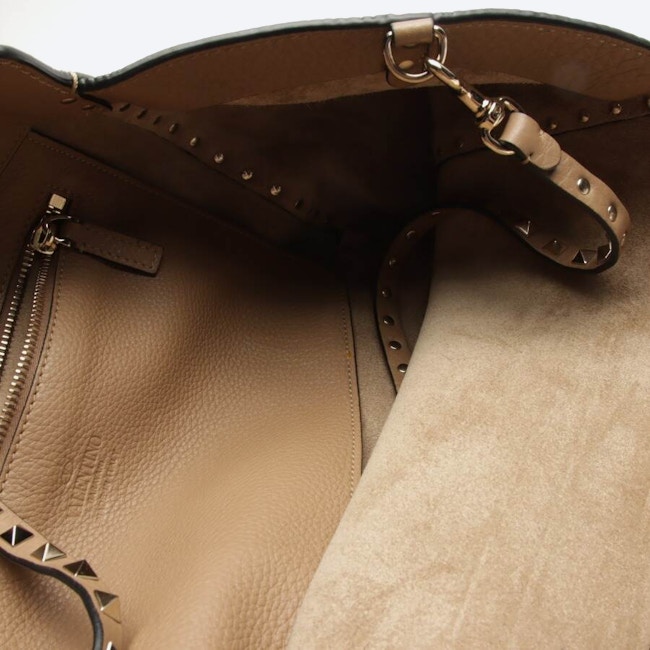 Image 5 of Rockstud Shoulder Bag Brown in color Brown | Vite EnVogue