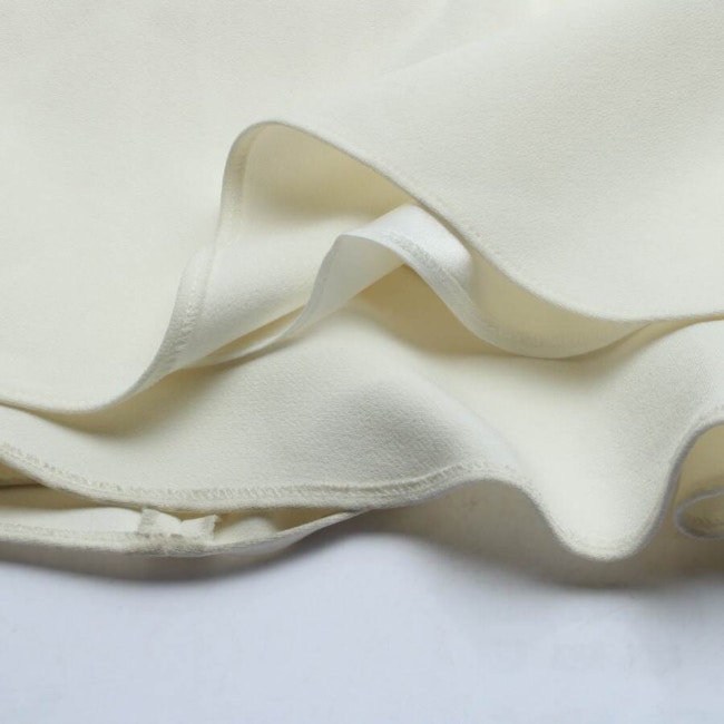 Image 4 of Wedding Dress 36 Cream in color White | Vite EnVogue
