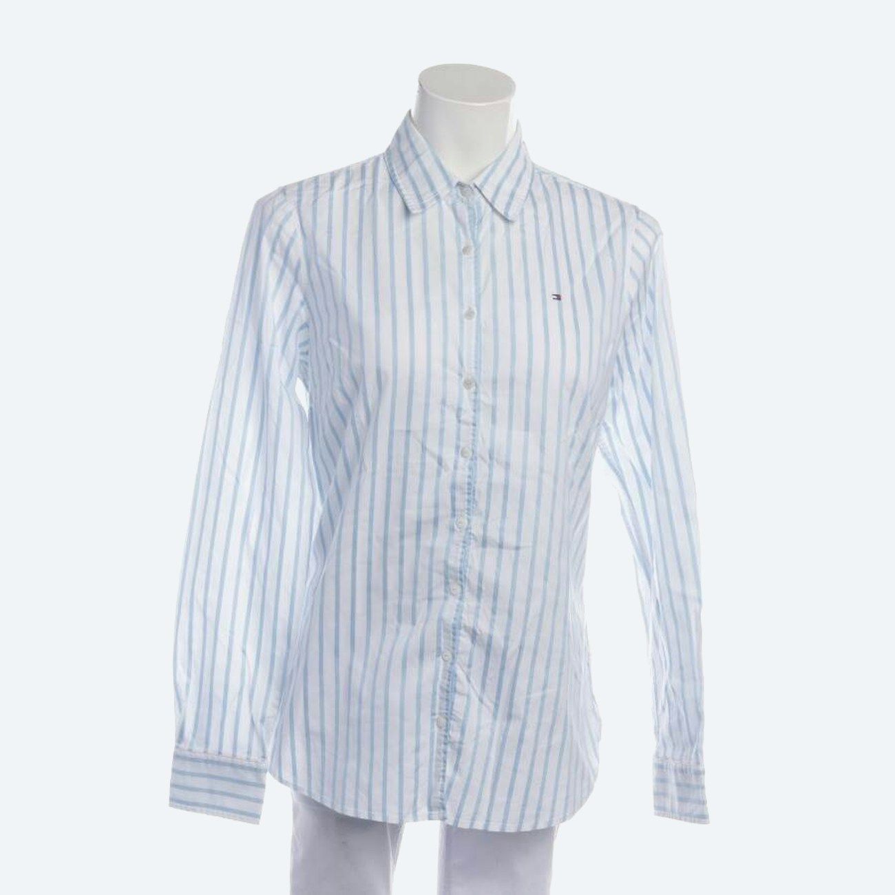 Image 1 of Shirt 40 Light Blue in color Blue | Vite EnVogue