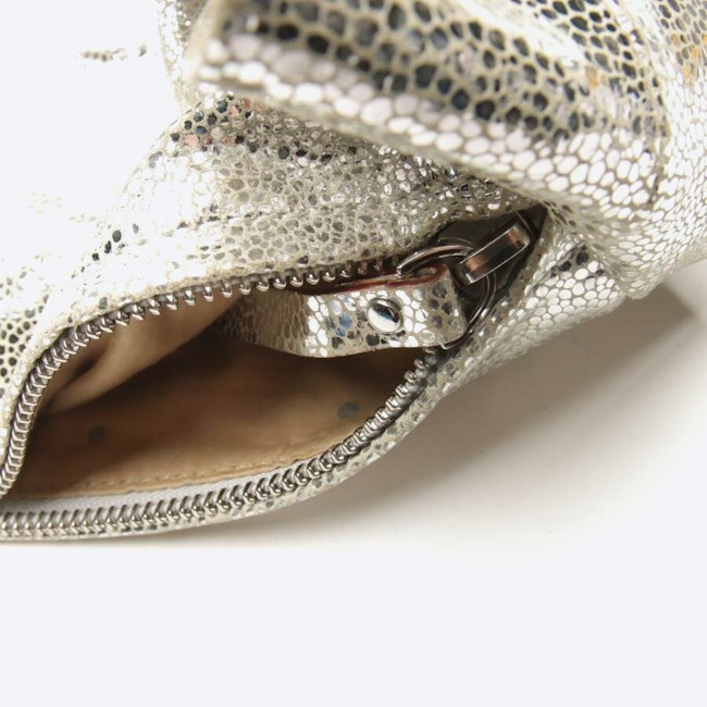 Image 4 of Shoulder Bag Silver in color Metallic | Vite EnVogue