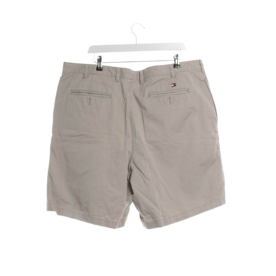 Image 2 of Shorts W42 Light Gray in color Gray | Vite EnVogue