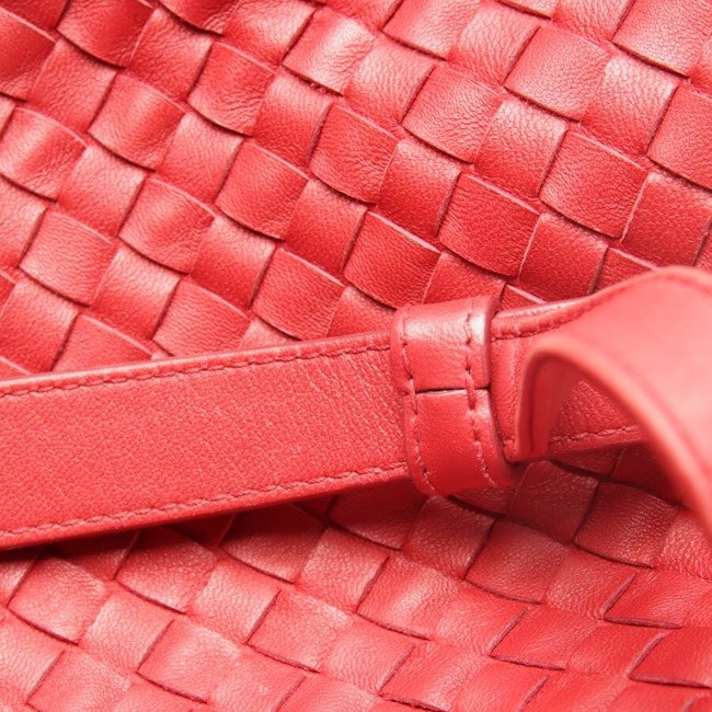 Image 8 of Intrecciato Nappa Veneta Shoulder Bag Red in color Red | Vite EnVogue