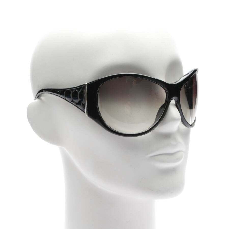 Image 2 of Anticlea Sunglasses Black in color Black | Vite EnVogue