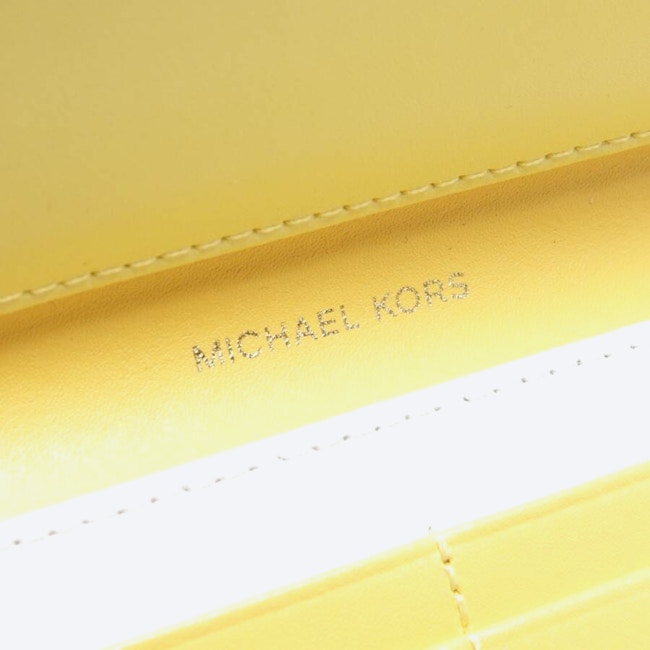 Image 3 of Wallet Yellow in color Yellow | Vite EnVogue