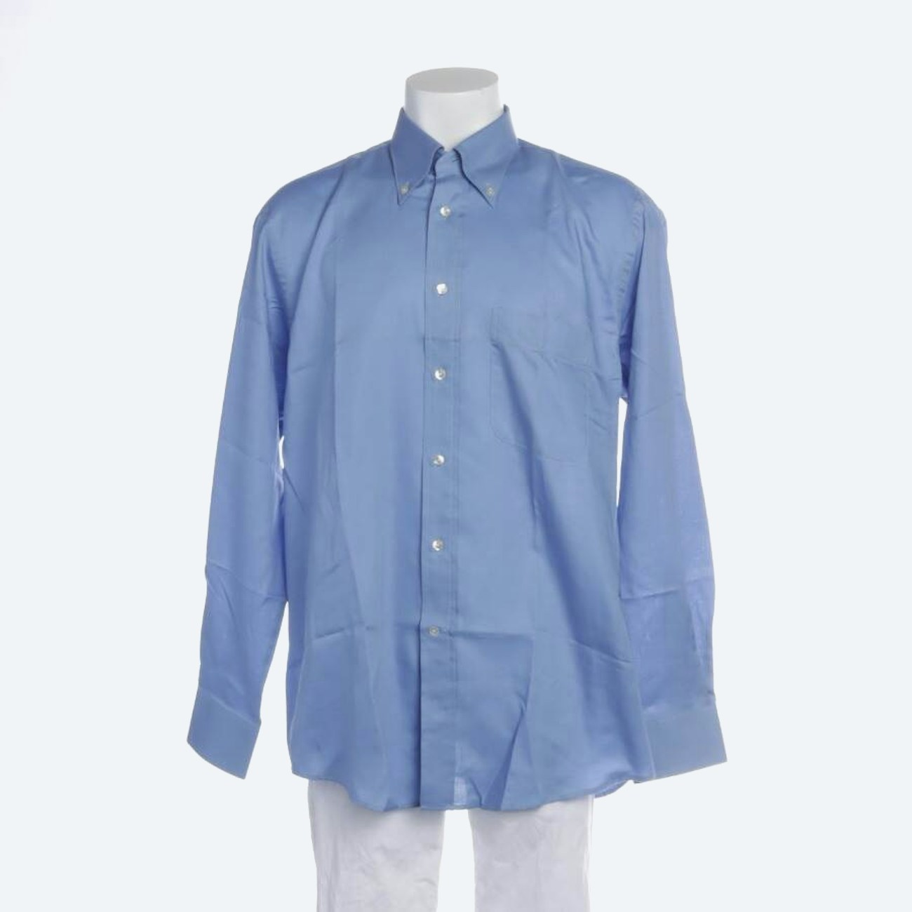 Image 1 of Casual Shirt 43 Light Blue in color Blue | Vite EnVogue