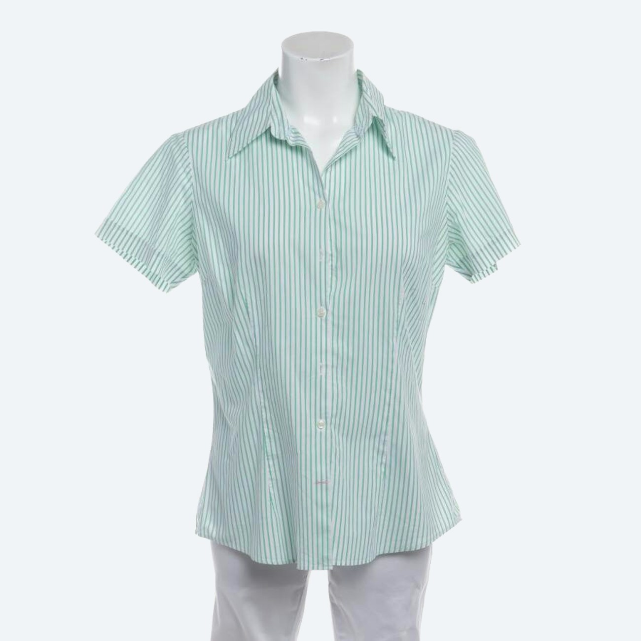 Image 1 of Shirt 40 Light Green in color Green | Vite EnVogue