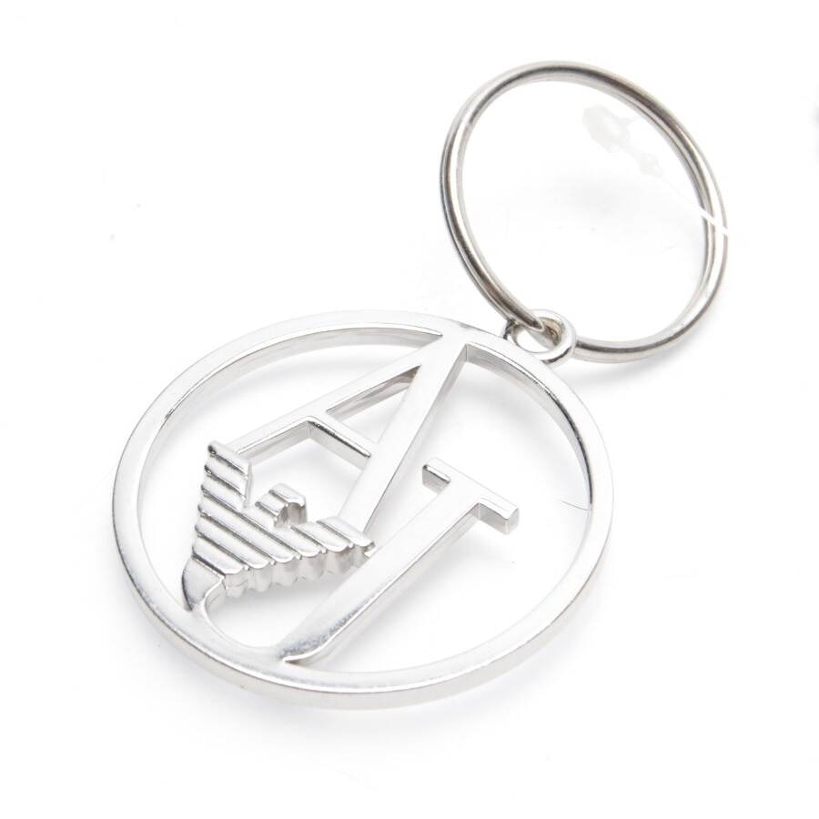Image 1 of keychain Silver in color Metallic | Vite EnVogue
