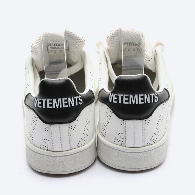 Image 3 of Sneakers EUR 35 White in color White | Vite EnVogue