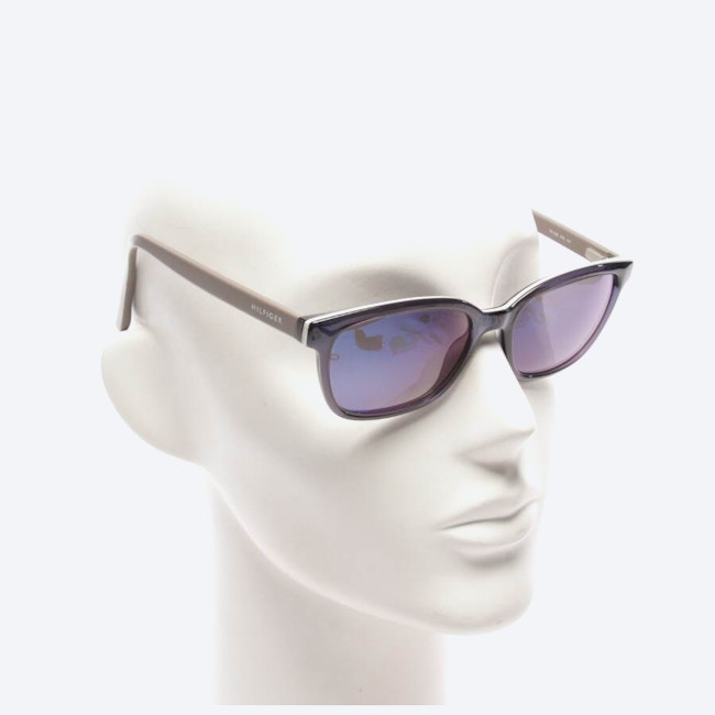Image 2 of TH1286 Sunglasses Navy in color Blue | Vite EnVogue