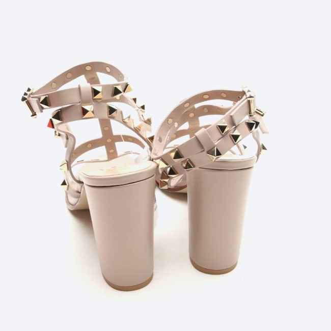 Image 3 of Rockstud Heeled Sandals EUR 39 Rose Gold in color Metallic | Vite EnVogue