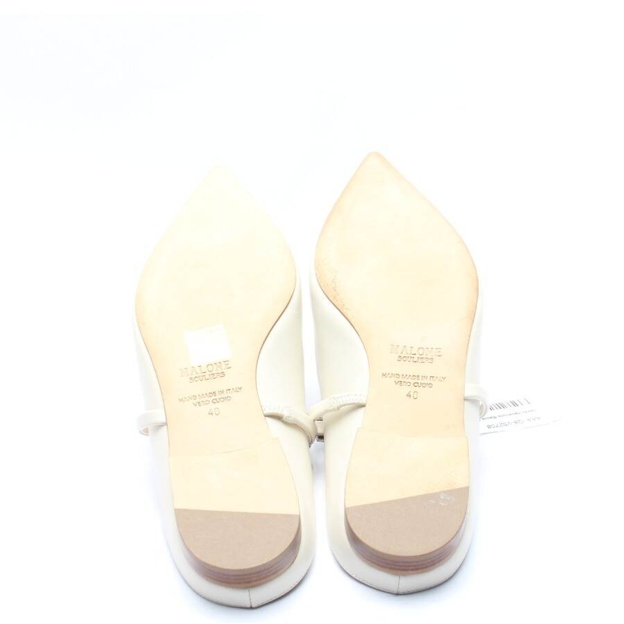 Image 4 of Mules EUR 40 White in color White | Vite EnVogue