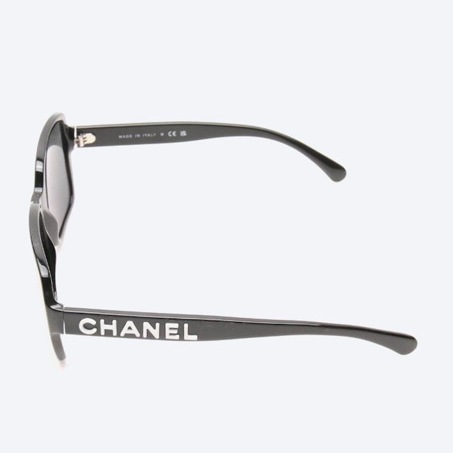 Image 3 of 5408 Sunglasses Black in color Black | Vite EnVogue