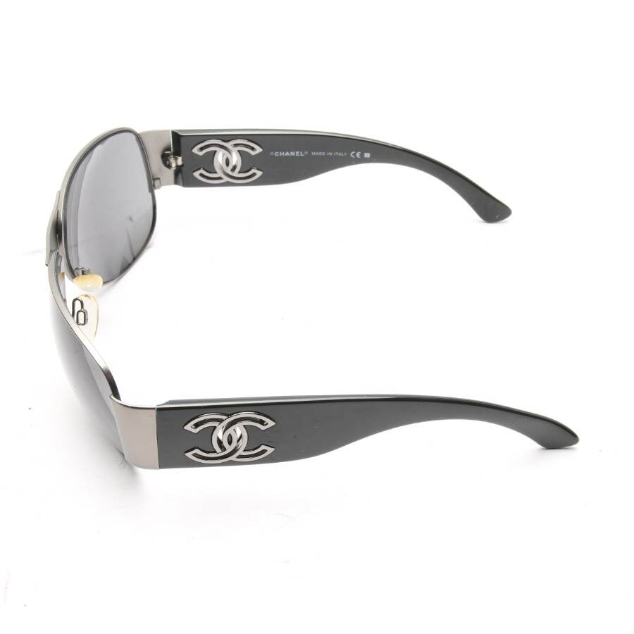 Image 3 of 4153 Sunglasses Silver in color Metallic | Vite EnVogue