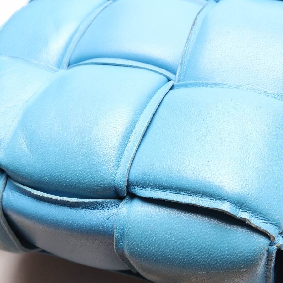 Image 9 of Shoulder Bag Blue in color Blue | Vite EnVogue