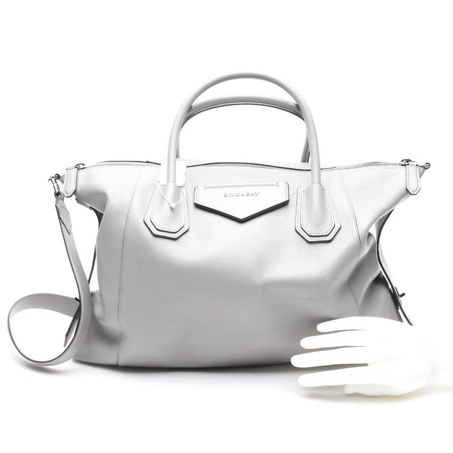 Image 4 of Antigona Medium Handbag Light Gray in color Gray | Vite EnVogue