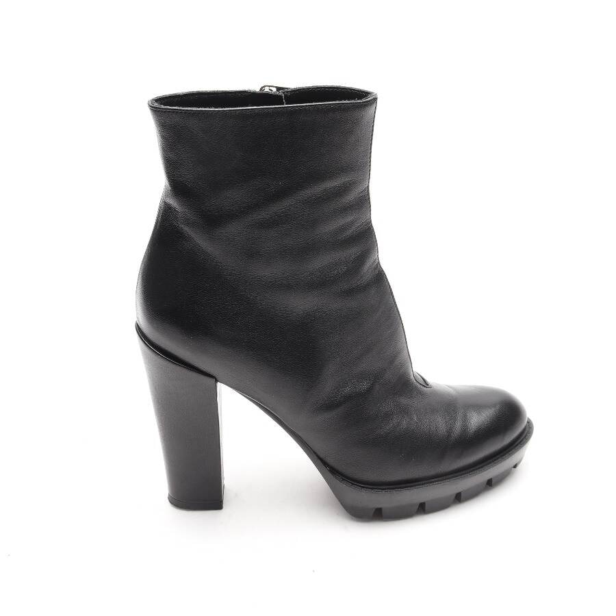 Buy Dorothee Schumacher Ankle Boots in Black Ankle boots at Vite