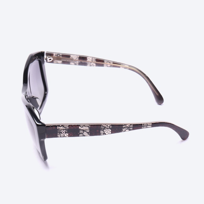 Image 3 of 5296-A Sunglasses Black in color Black | Vite EnVogue