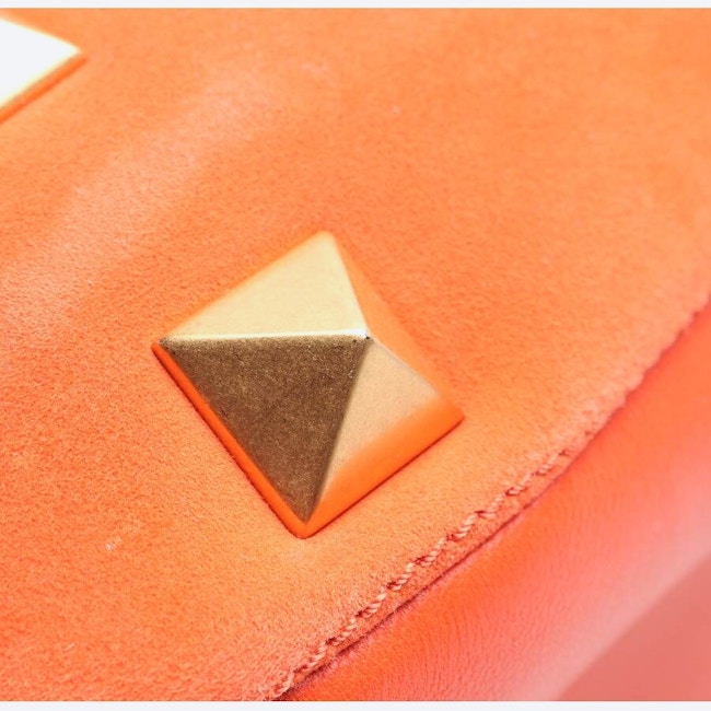 Image 9 of Shoulder Bag Orange in color Orange | Vite EnVogue