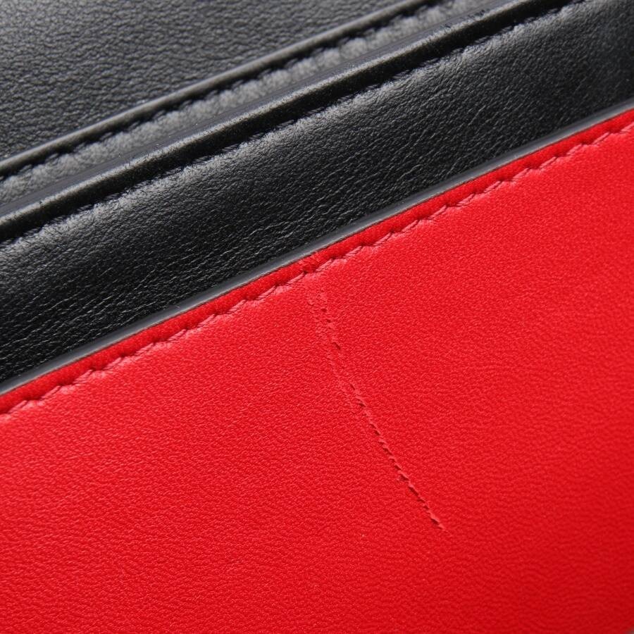 Image 7 of Modell Loco big V Shoulder Bag Black in color Black | Vite EnVogue