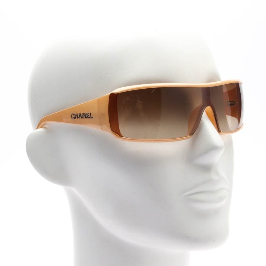 Image 2 of 5103 Sunglasses Light Brown in color Brown | Vite EnVogue