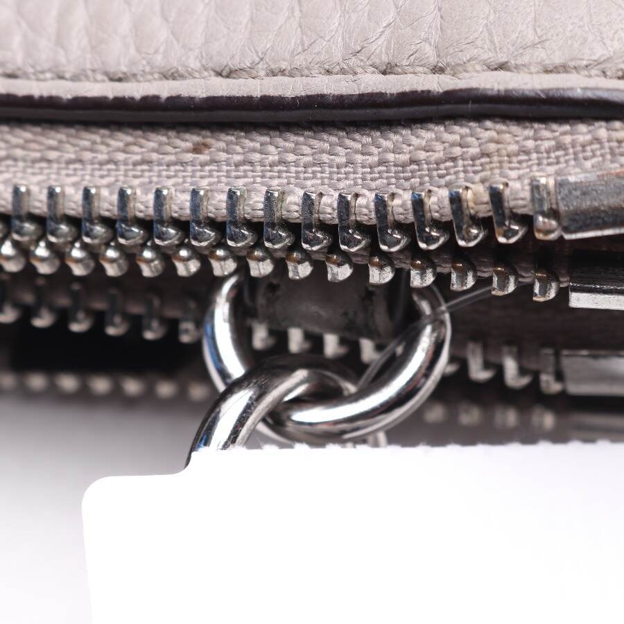Image 6 of Crossbody Bag Gray in color Gray | Vite EnVogue