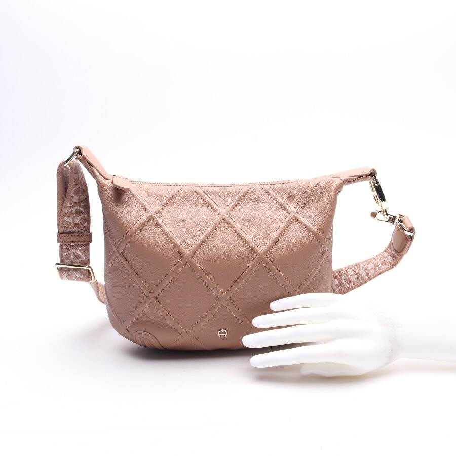 Image 4 of Crossbody Bag Nude in color Pink | Vite EnVogue