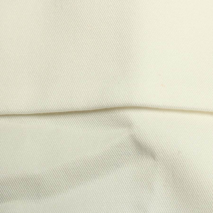 Image 5 of Blazer 32 Cream in color White | Vite EnVogue