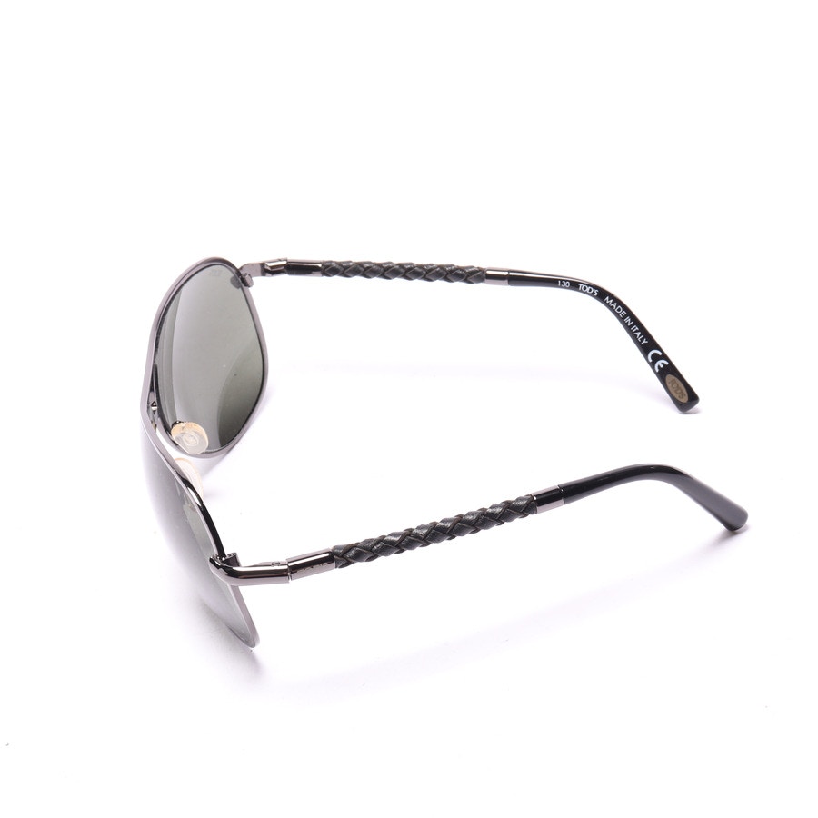 Image 3 of TO08 Sunglasses Black in color Black | Vite EnVogue