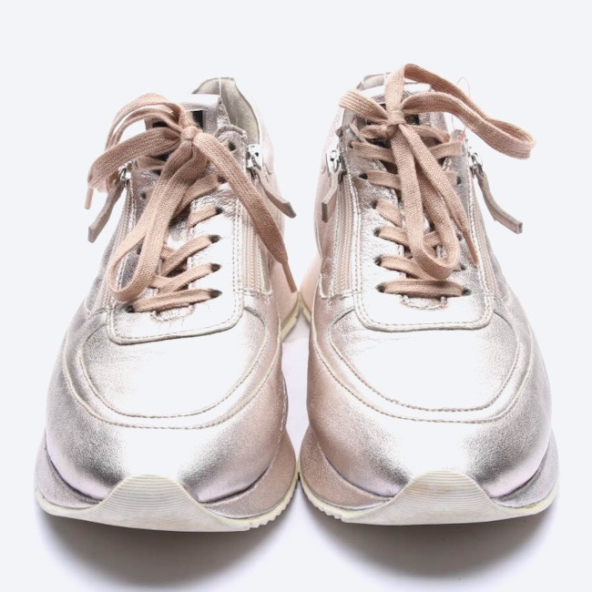 Image 2 of Sneakers EUR 37.5 Rose Gold in color Metallic | Vite EnVogue