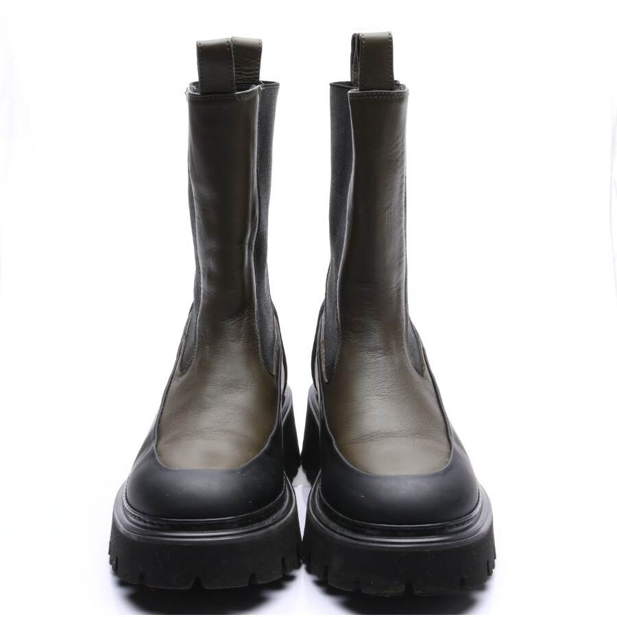 Image 2 of Boots EUR 38.5 Olive Green in color Green | Vite EnVogue
