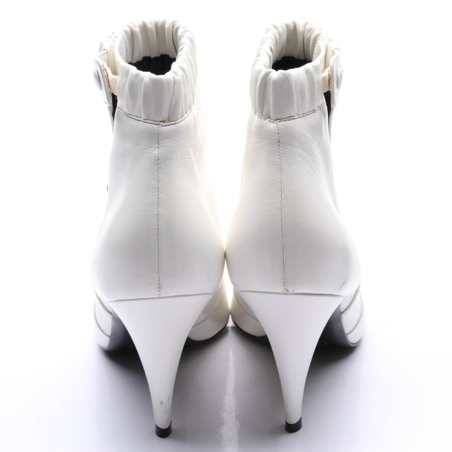 Image 3 of Ankle Boots EUR 41 White in color White | Vite EnVogue