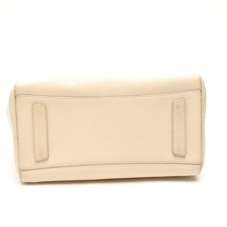 Image 3 of Antigona Medium Handbag Beige in color White | Vite EnVogue