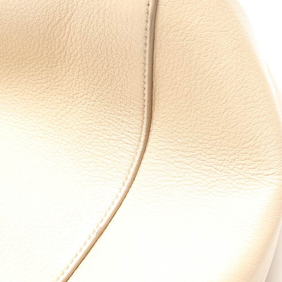 Image 8 of Antigona Medium Handbag Beige in color White | Vite EnVogue