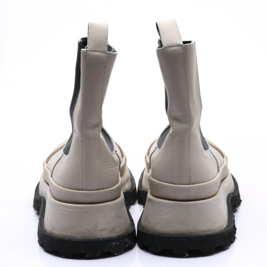 Image 3 of Boots EUR 36 Beige in color White | Vite EnVogue