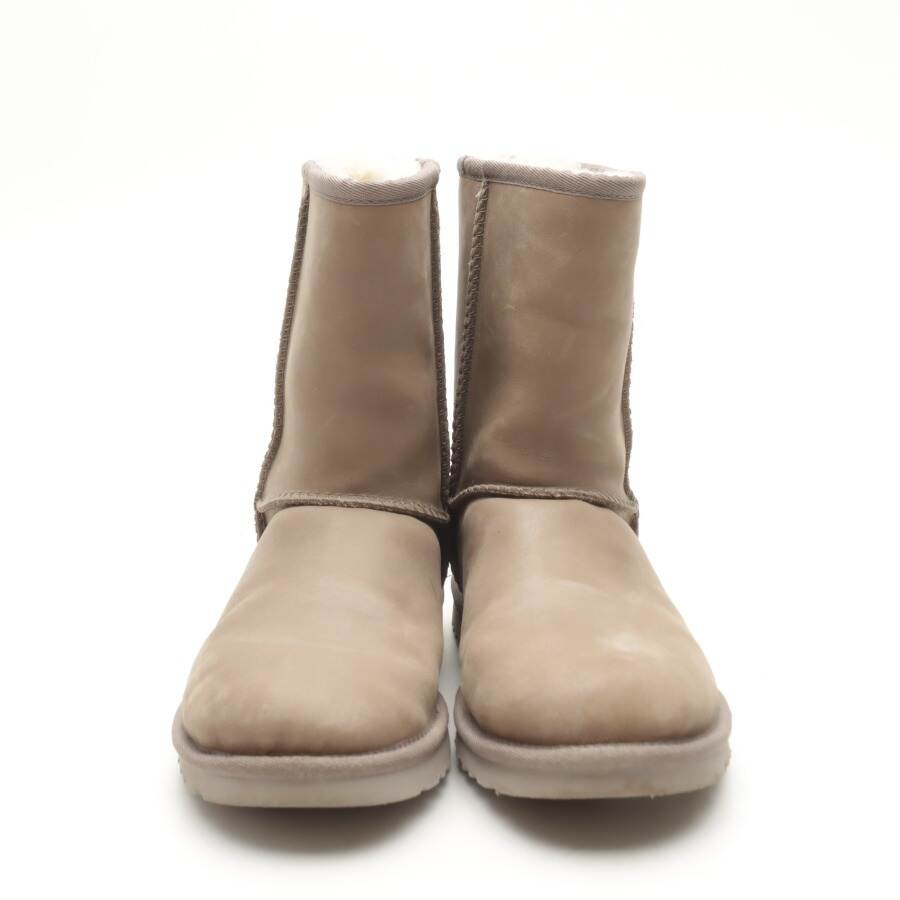 Image 2 of Classic Ankle Boots EUR 37 Beige in color White | Vite EnVogue