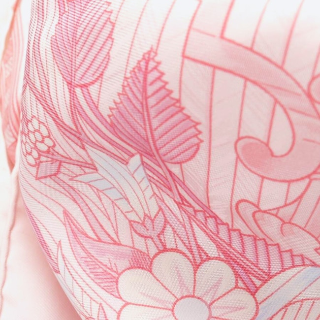 Image 2 of Silk Carré Pink in color Pink | Vite EnVogue