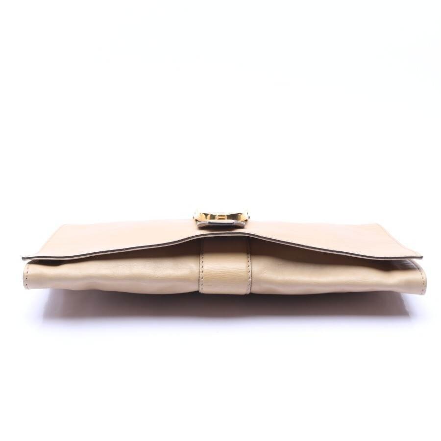 Image 3 of Clutch Light Brown in color Brown | Vite EnVogue