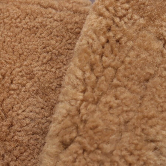 Image 3 of Winter Jacket M Dark Brown in color Brown | Vite EnVogue