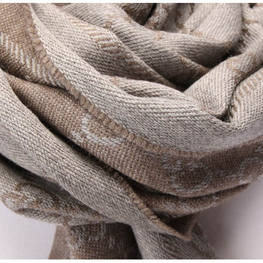 Image 2 of Wool Shawl Light Gray in color Gray | Vite EnVogue
