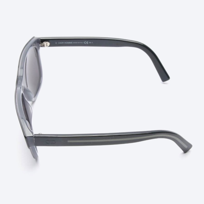 Image 3 of L09Y1 Sunglasses Dark Gray in color Gray | Vite EnVogue