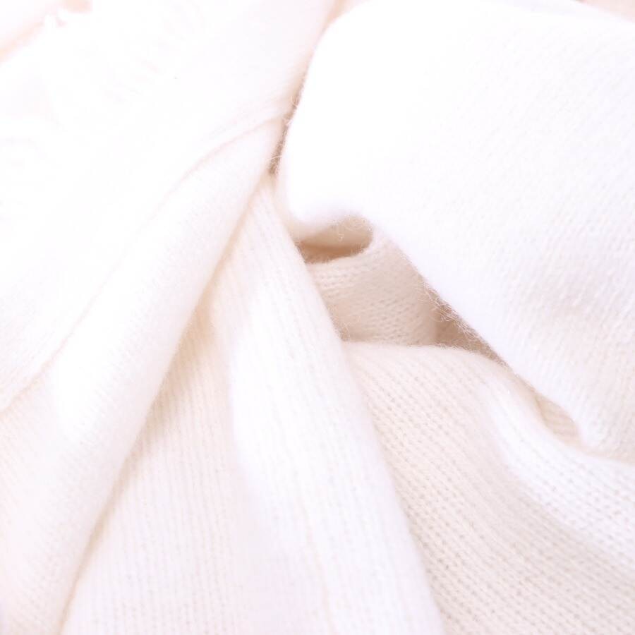 Image 3 of Poncho White in color White | Vite EnVogue