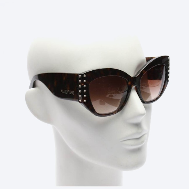 Image 2 of VA 4056 Sunglasses Brown in color Brown | Vite EnVogue