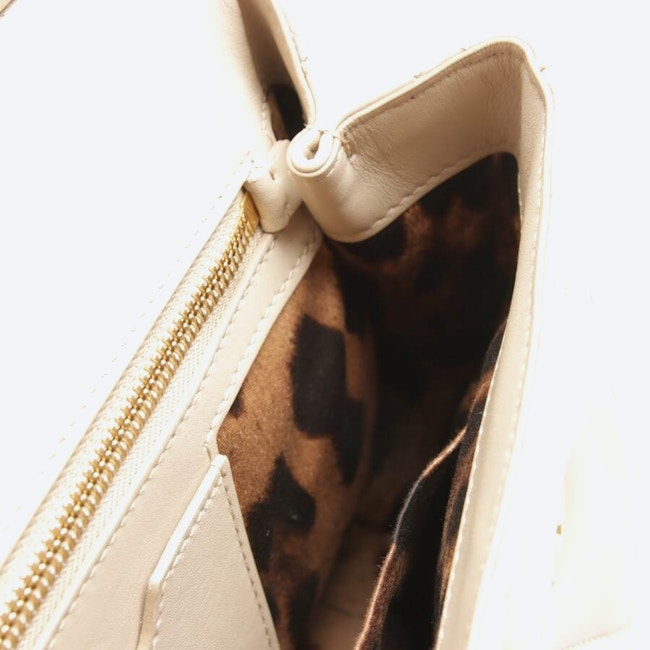 Image 5 of Sicily Handbag Beige in color White | Vite EnVogue
