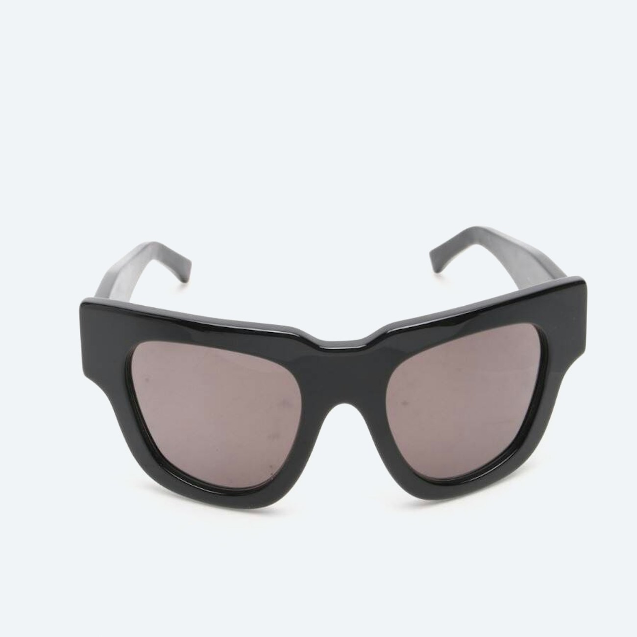 Image 1 of C30042 Sunglasses Black in color Black | Vite EnVogue